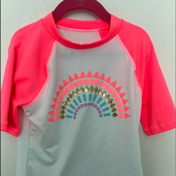 Swim top, size 7-8, Cat & Jack, like new condition - Picture 1 of 4
